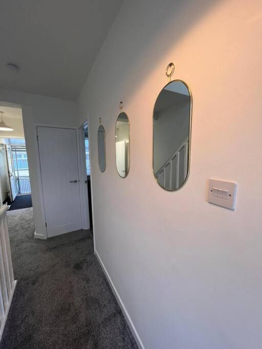 Bridge Place - Spacious Home With Plenty Of Beds! Merthyr Tydfil Extérieur photo