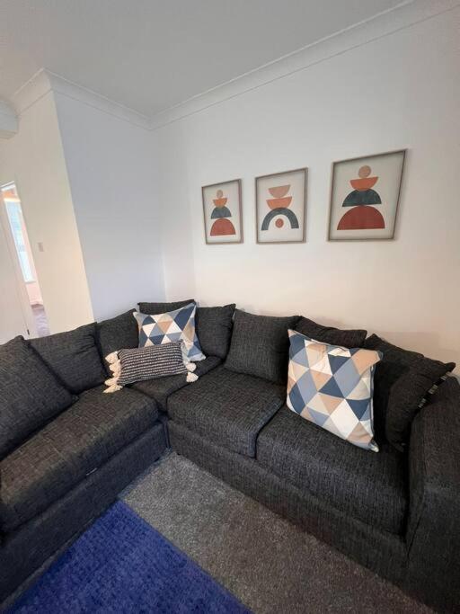 Bridge Place - Spacious Home With Plenty Of Beds! Merthyr Tydfil Extérieur photo